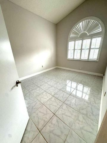 9828 SW 58th Court, Cooper City, FL 33328