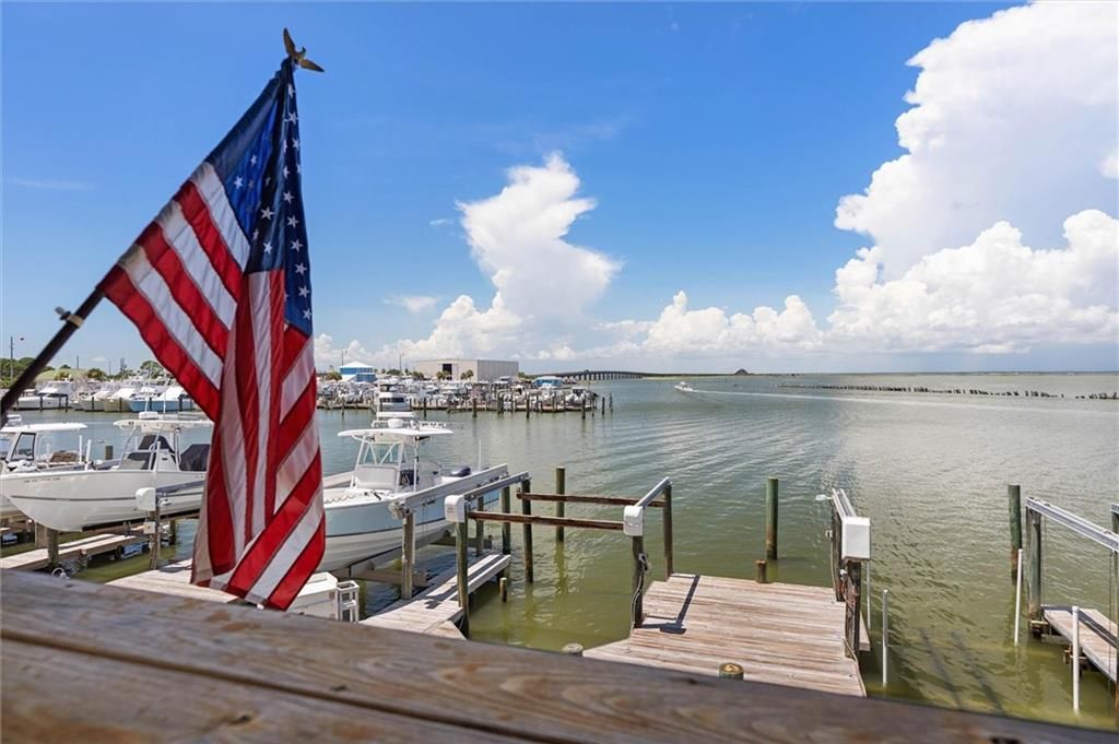906 Delchamps Avenue C, Dauphin Island, AL 36528 — photo 2