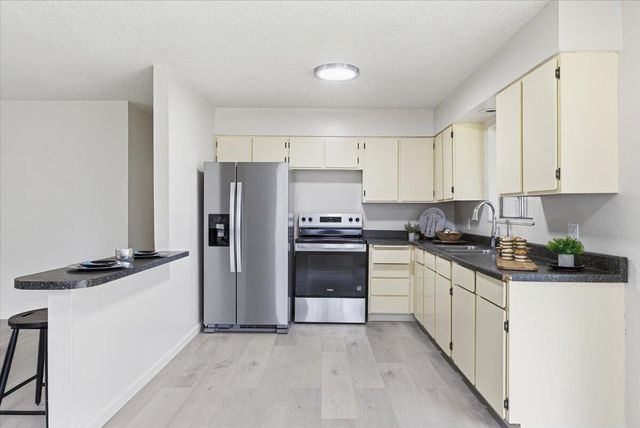 643 Covered Bridge Road, Rogue River, OR 97537