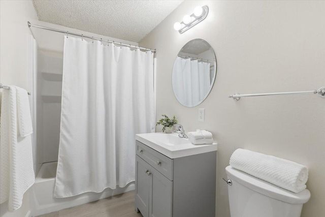 643 Covered Bridge Road, Rogue River, OR 97537