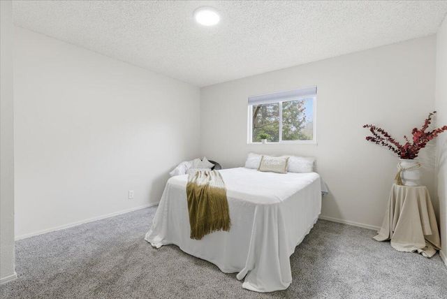 643 Covered Bridge Road, Rogue River, OR 97537