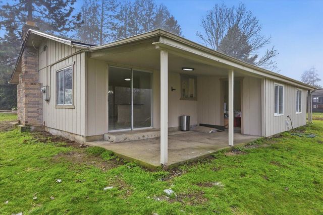 643 Covered Bridge Road, Rogue River, OR 97537