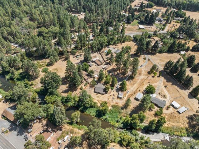 643 Covered Bridge Road, Rogue River, OR 97537