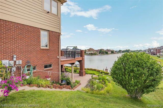 51577 Merry Lane, Utica, MI 48316