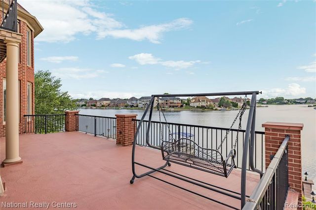 51577 Merry Lane, Utica, MI 48316
