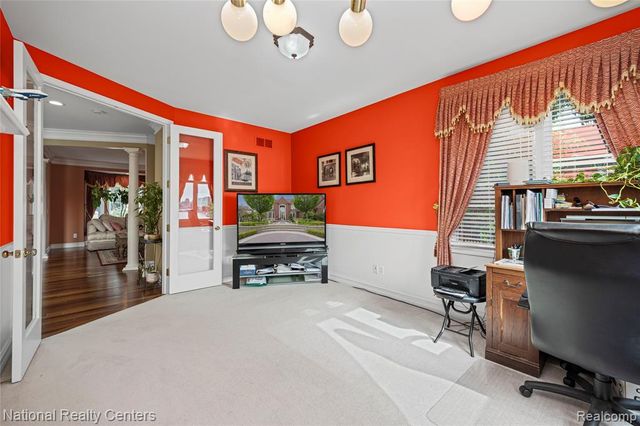 51577 Merry Lane, Utica, MI 48316