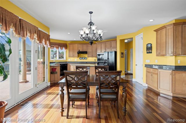 51577 Merry Lane, Utica, MI 48316