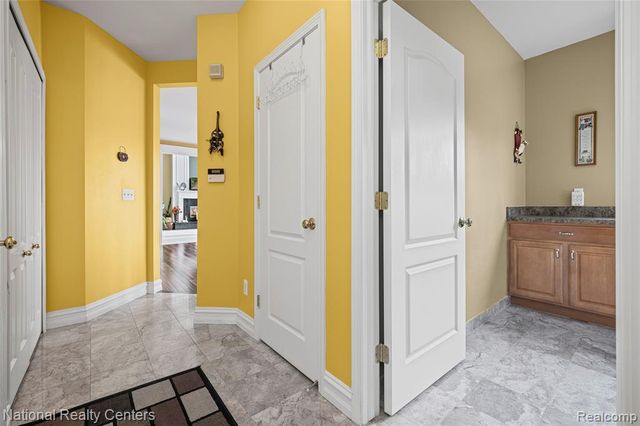 51577 Merry Lane, Utica, MI 48316