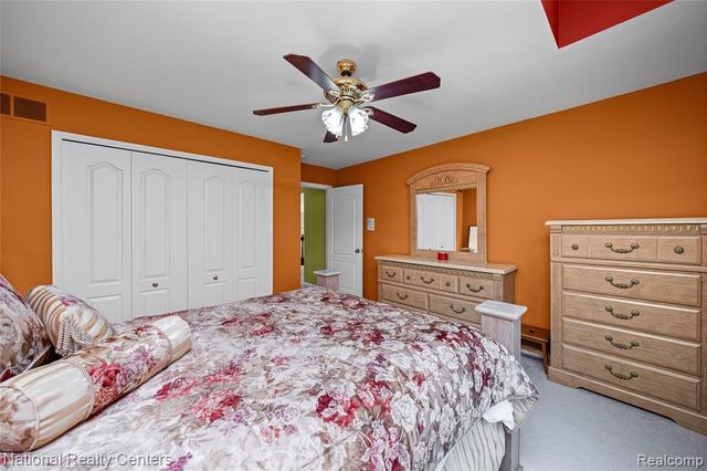 51577 Merry Lane, Utica, MI 48316