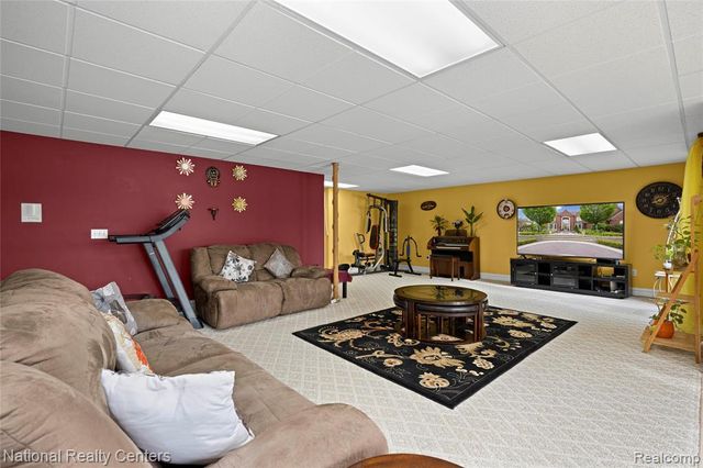 51577 Merry Lane, Utica, MI 48316