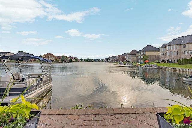 51577 Merry Lane, Utica, MI 48316