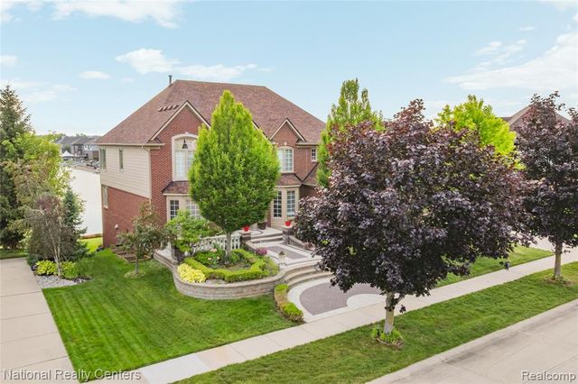 51577 Merry Lane, Utica, MI 48316
