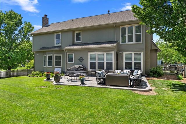 13019 Eby Lane, Overland Park, KS 66213