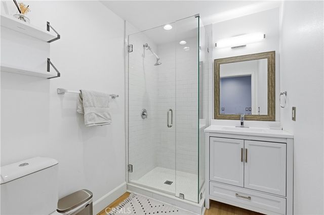 6630 Saloma Avenue, Van Nuys, CA 91405