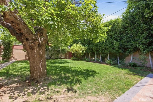 6630 Saloma Avenue, Van Nuys, CA 91405