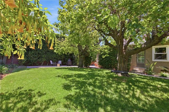 6630 Saloma Avenue, Van Nuys, CA 91405
