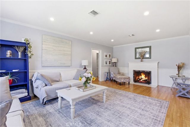 6630 Saloma Avenue, Van Nuys, CA 91405