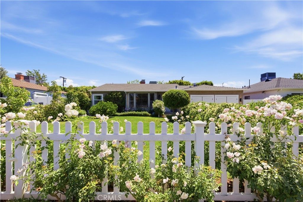 6630 Saloma Avenue, Van Nuys, CA 91405
