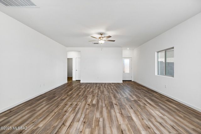 7287 W Cottage Farm Way, Tucson, AZ 85757