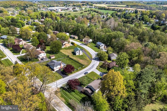 6234 LEADER DR, York, PA 17407