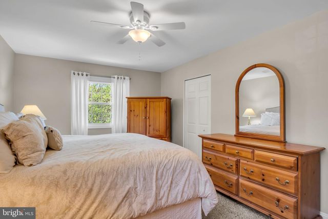 6234 LEADER DR, York, PA 17407