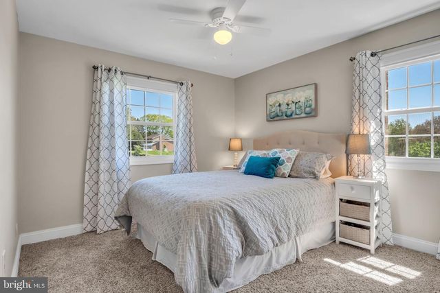 6234 LEADER DR, York, PA 17407