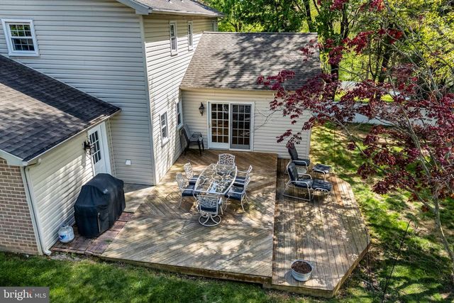 6234 LEADER DR, York, PA 17407
