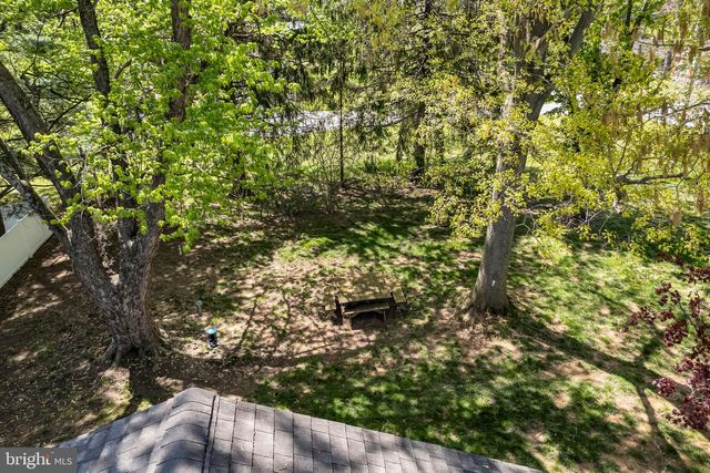 6234 LEADER DR, York, PA 17407