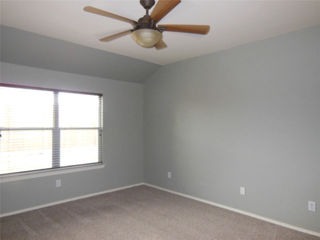 15633 Wheelhorse Trail, Fort Worth, TX 76262