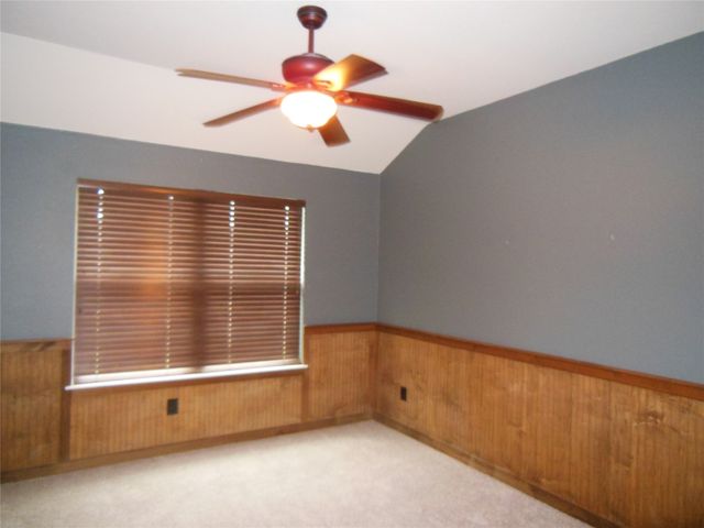 15633 Wheelhorse Trail, Fort Worth, TX 76262