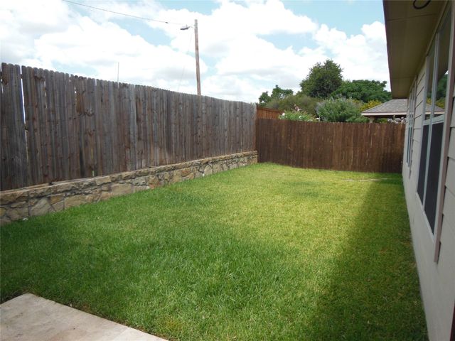 15633 Wheelhorse Trail, Fort Worth, TX 76262