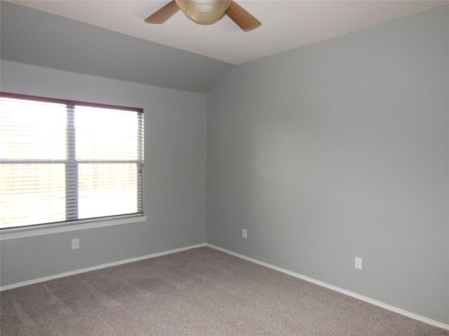 15633 Wheelhorse Trail, Fort Worth, TX 76262
