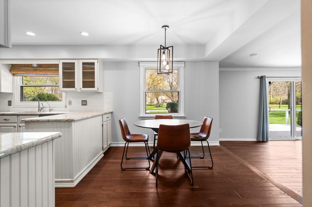 5615 Pebble Ridge Court, Ann Arbor, MI 48108