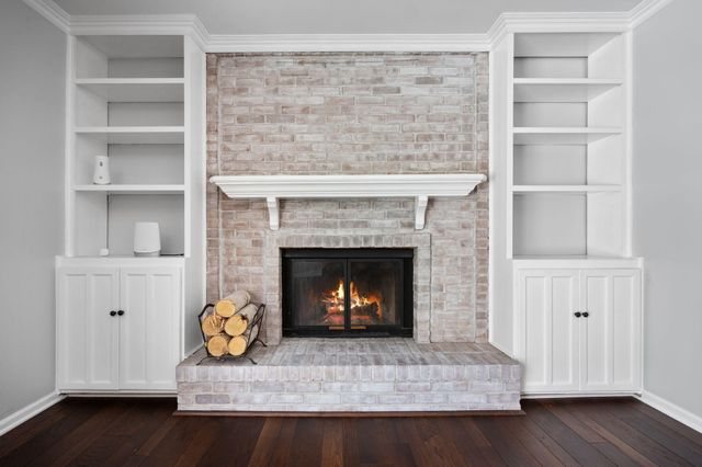 5615 Pebble Ridge Court, Ann Arbor, MI 48108