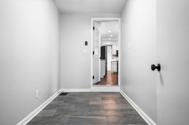 5615 Pebble Ridge Court, Ann Arbor, MI 48108