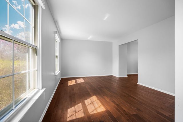 5615 Pebble Ridge Court, Ann Arbor, MI 48108