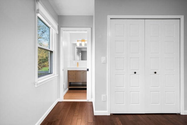 5615 Pebble Ridge Court, Ann Arbor, MI 48108