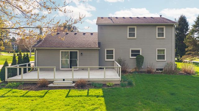 5615 Pebble Ridge Court, Ann Arbor, MI 48108