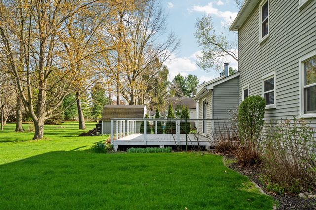 5615 Pebble Ridge Court, Ann Arbor, MI 48108
