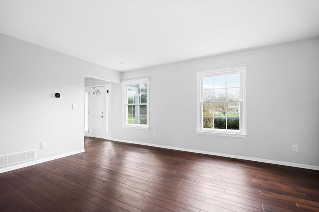 5615 Pebble Ridge Court, Ann Arbor, MI 48108