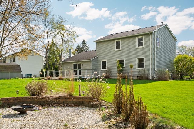 5615 Pebble Ridge Court, Ann Arbor, MI 48108