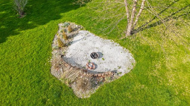 5615 Pebble Ridge Court, Ann Arbor, MI 48108