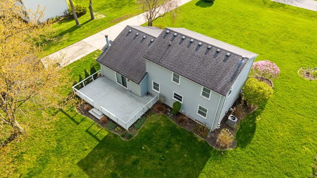 5615 Pebble Ridge Court, Ann Arbor, MI 48108