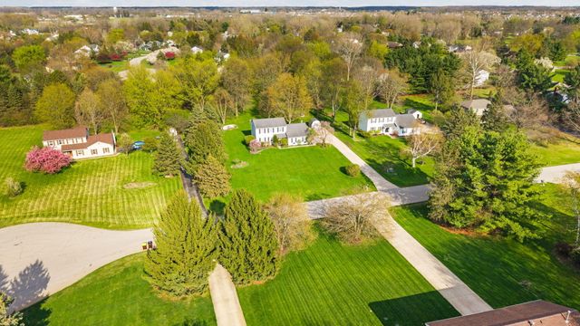 5615 Pebble Ridge Court, Ann Arbor, MI 48108
