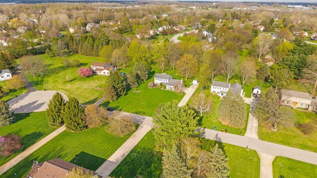 5615 Pebble Ridge Court, Ann Arbor, MI 48108