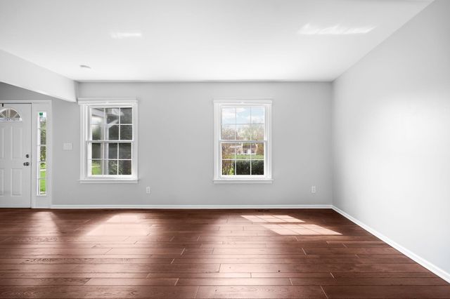 5615 Pebble Ridge Court, Ann Arbor, MI 48108