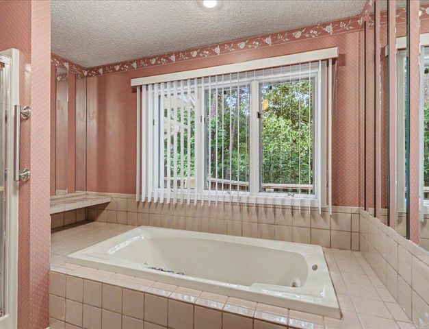 5 Coronado Lane, Hot Springs Village, AR 71909