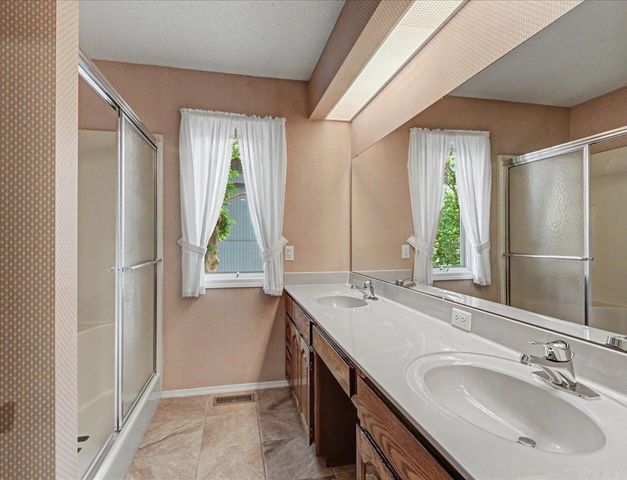 5 Coronado Lane, Hot Springs Village, AR 71909