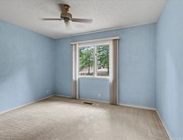 5 Coronado Lane, Hot Springs Village, AR 71909