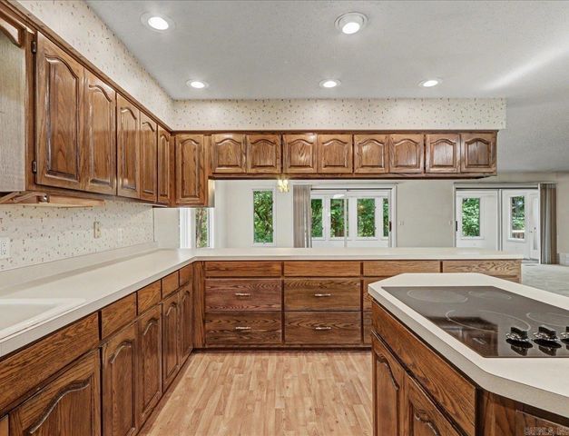 5 Coronado Lane, Hot Springs Village, AR 71909